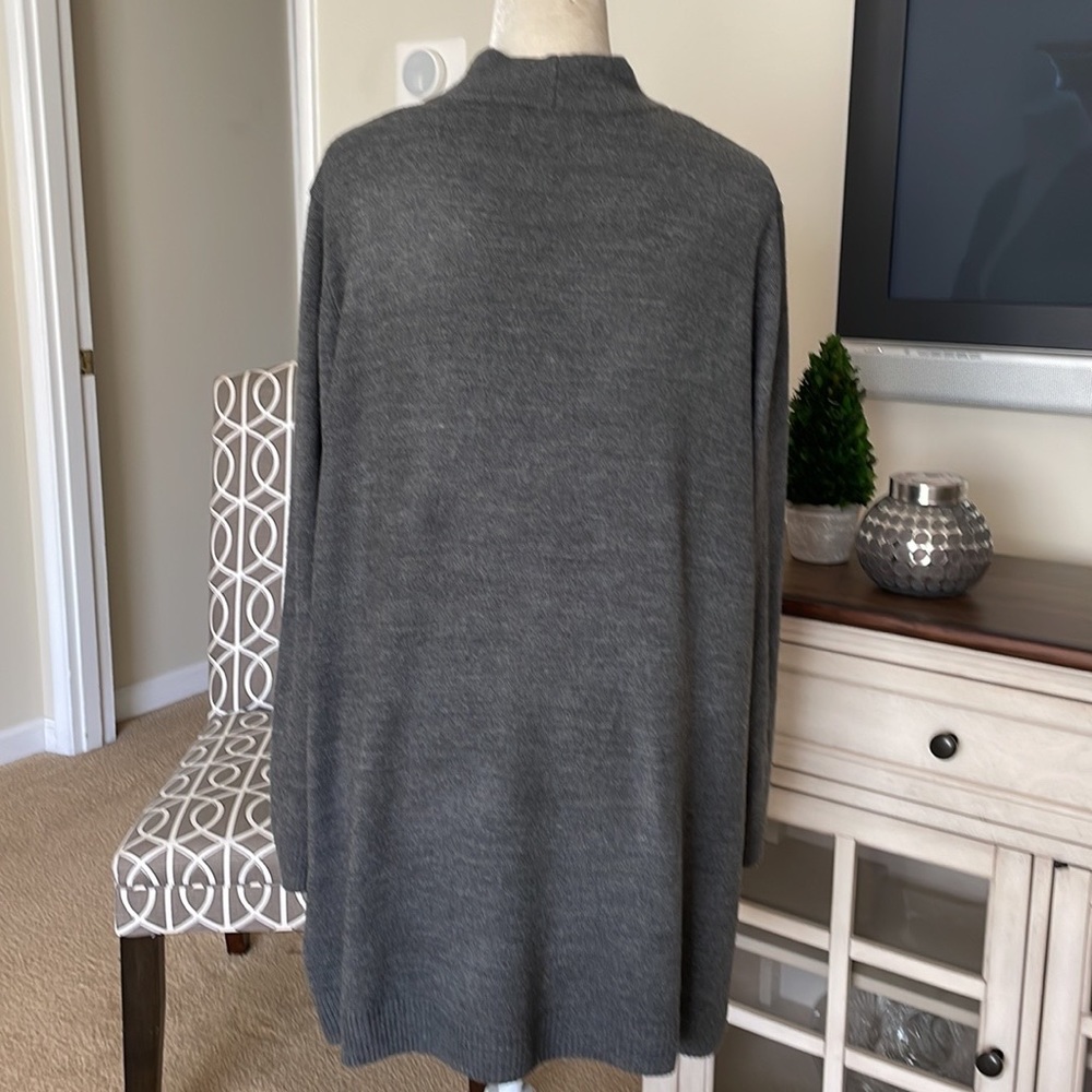 KAREN SCOTT CARDIGAN. - Picture 7 of 8